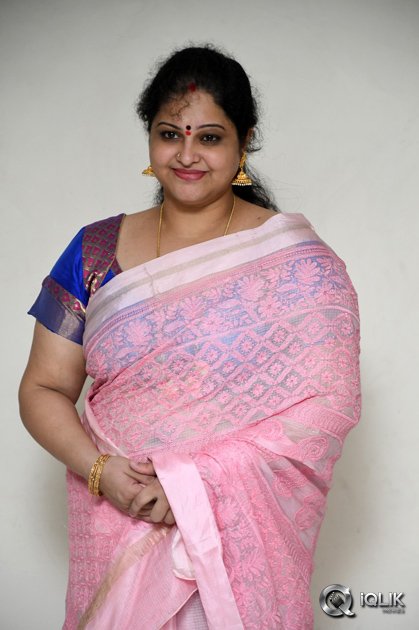 Raasi-Interview-About-Lanka